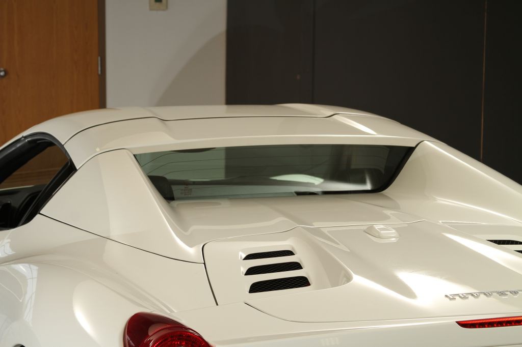 2013 Ferrari 458 SPIDER Image 35