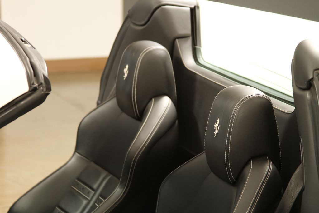 2013 Ferrari 458 SPIDER Image 64