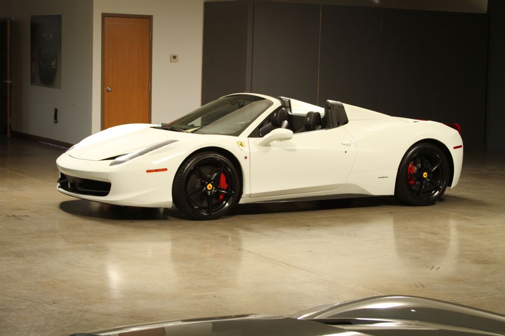 2013 Ferrari 458 SPIDER Image 65