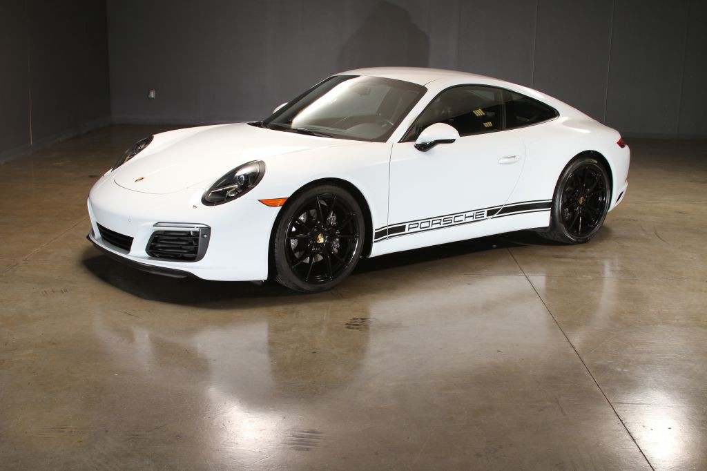 2017 Porsche 911 Image 9