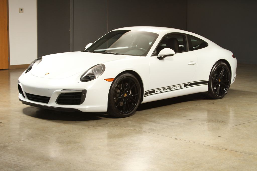 2017 Porsche 911 Image 46