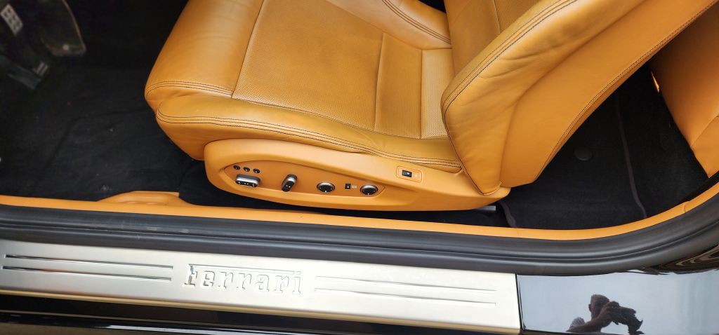 2016 Ferrari FF Image 15