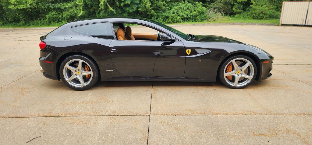 2016 Ferrari FF Image 29