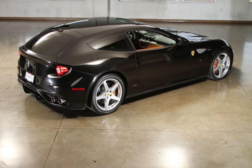 2016 Ferrari FF Image 40