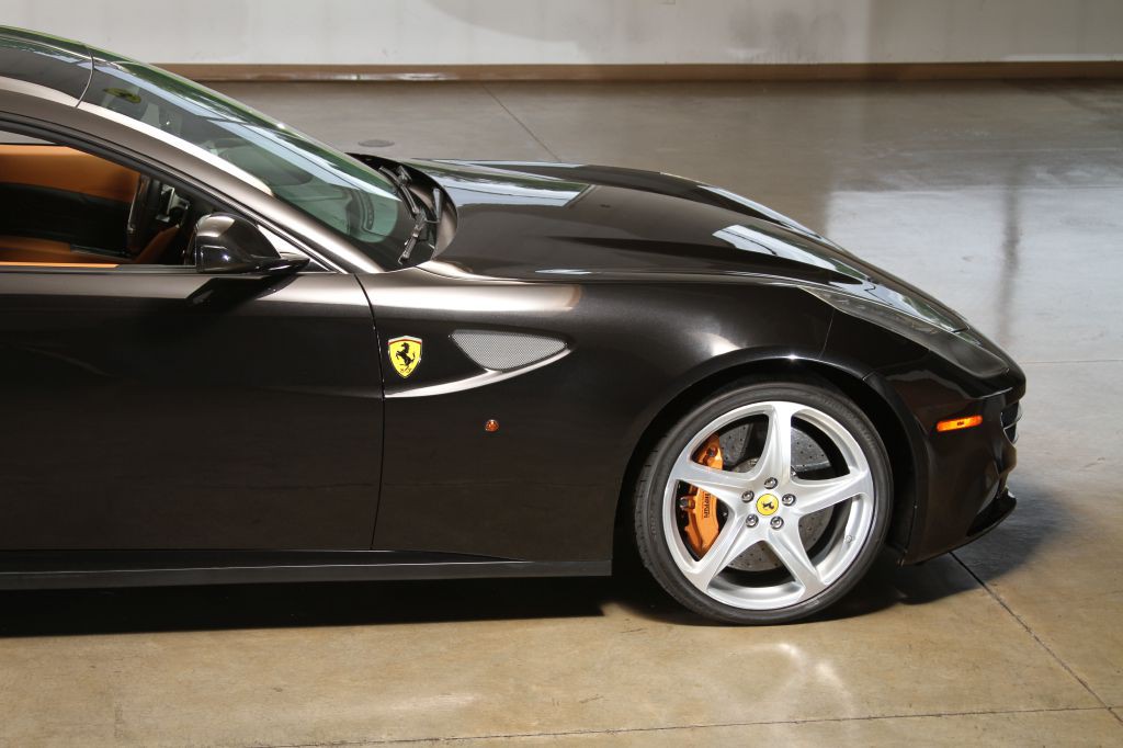 2016 Ferrari FF Image 43