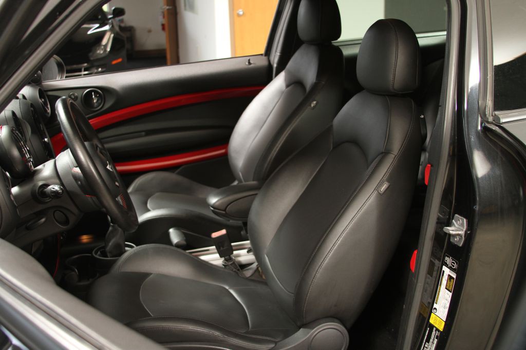 2013 MINI Cooper Image 34