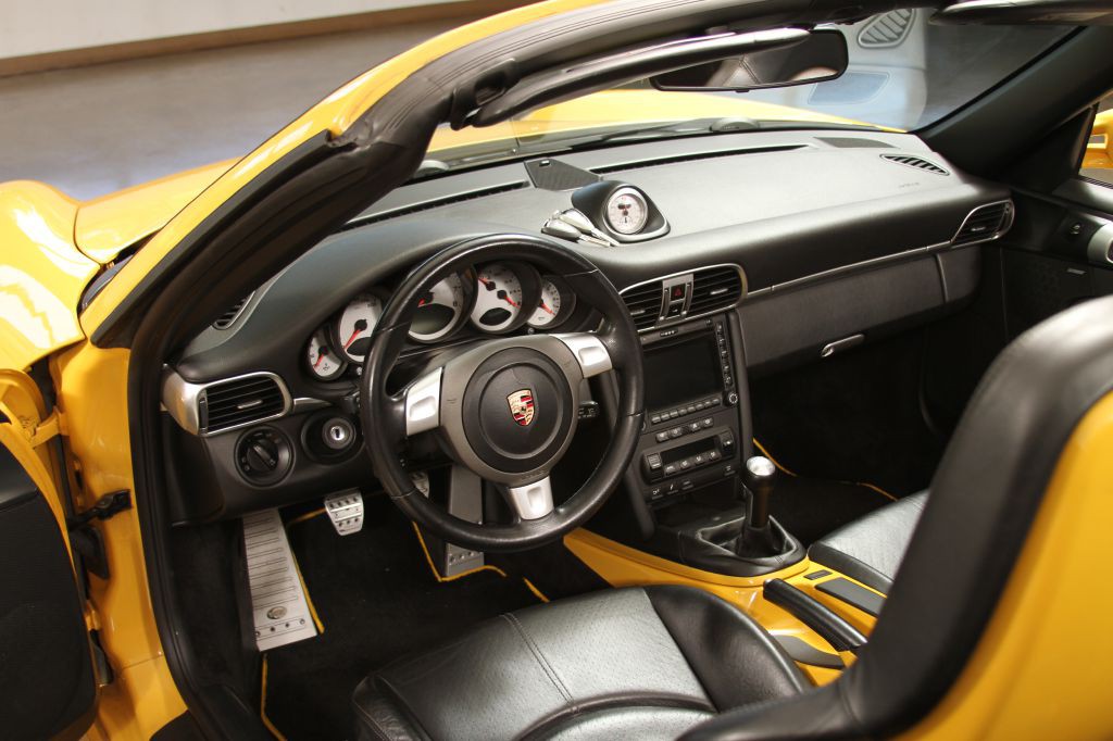 2006 Porsche 911 Image 39