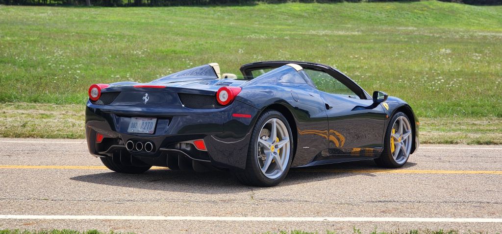 2012 Ferrari 458 SPIDER Image 13