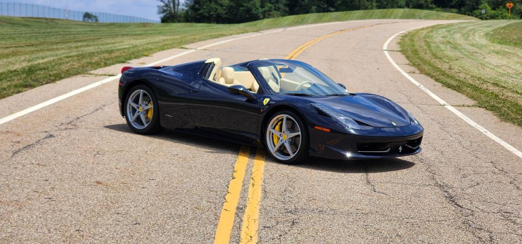 2012 Ferrari 458 SPIDER Image 16