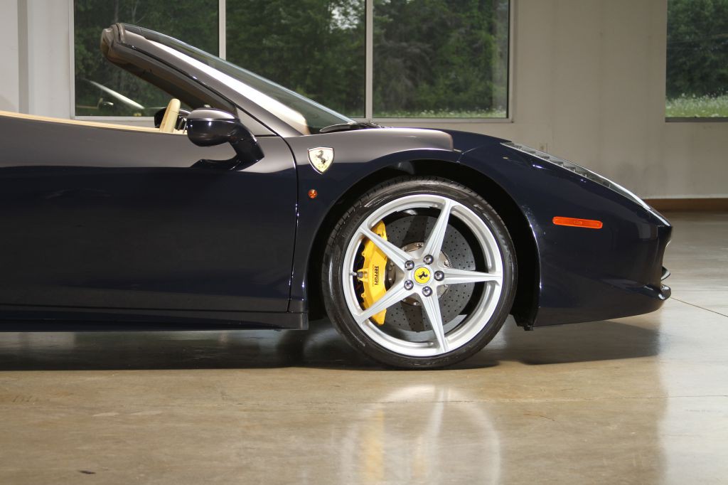 2012 Ferrari 458 SPIDER Image 36