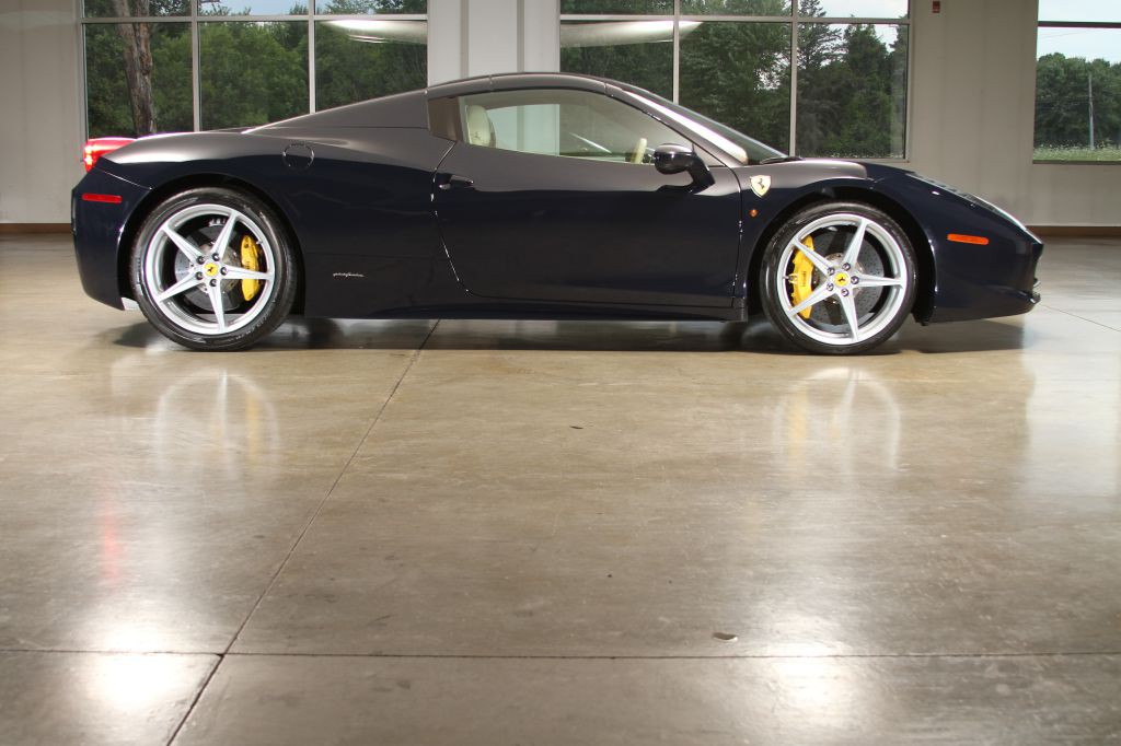 2012 Ferrari 458 SPIDER Image 40
