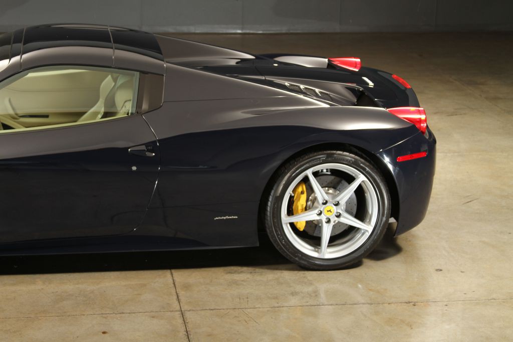 2012 Ferrari 458 SPIDER Image 45