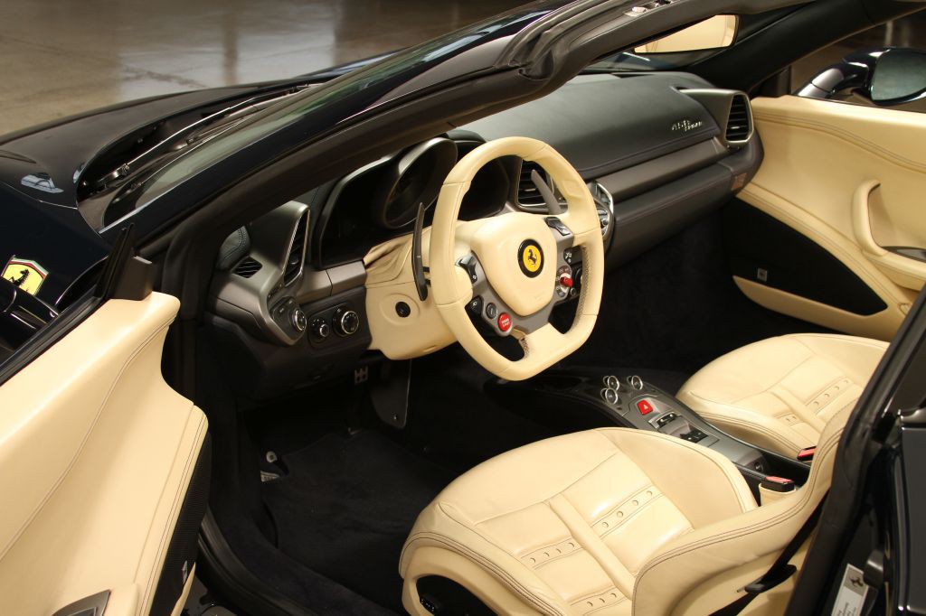 2012 Ferrari 458 SPIDER Image 68