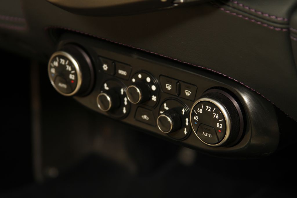 2012 Ferrari 458 SPIDER Image 74