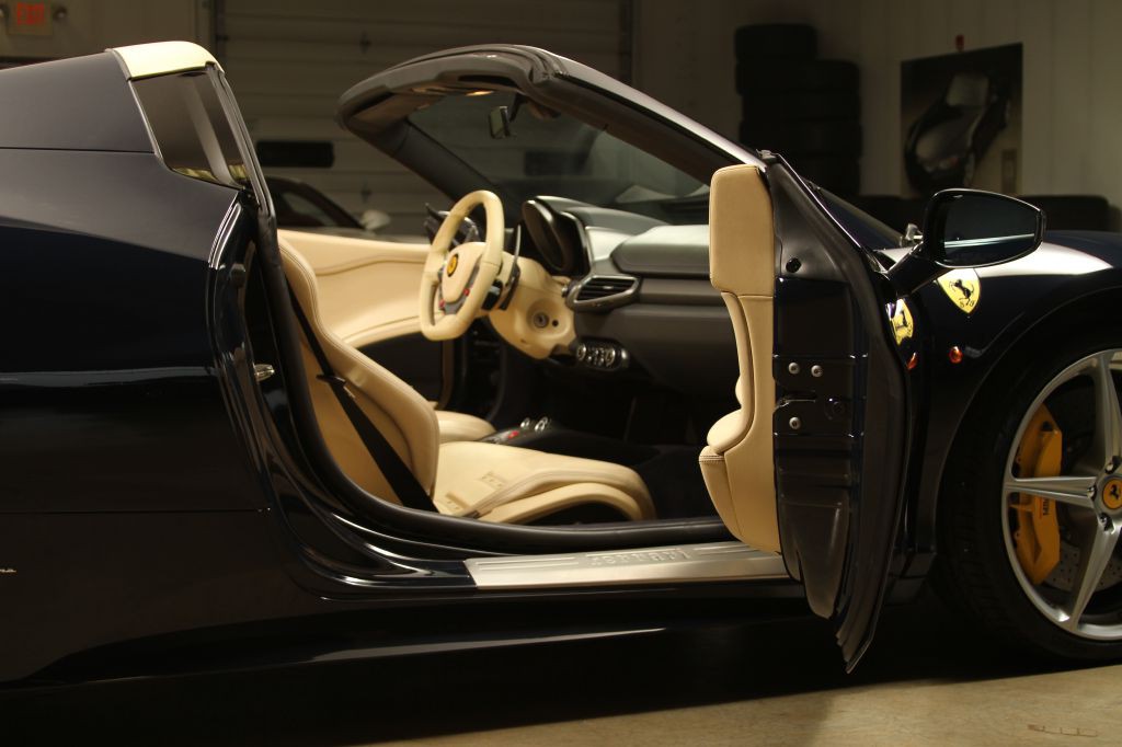 2012 Ferrari 458 SPIDER Image 80