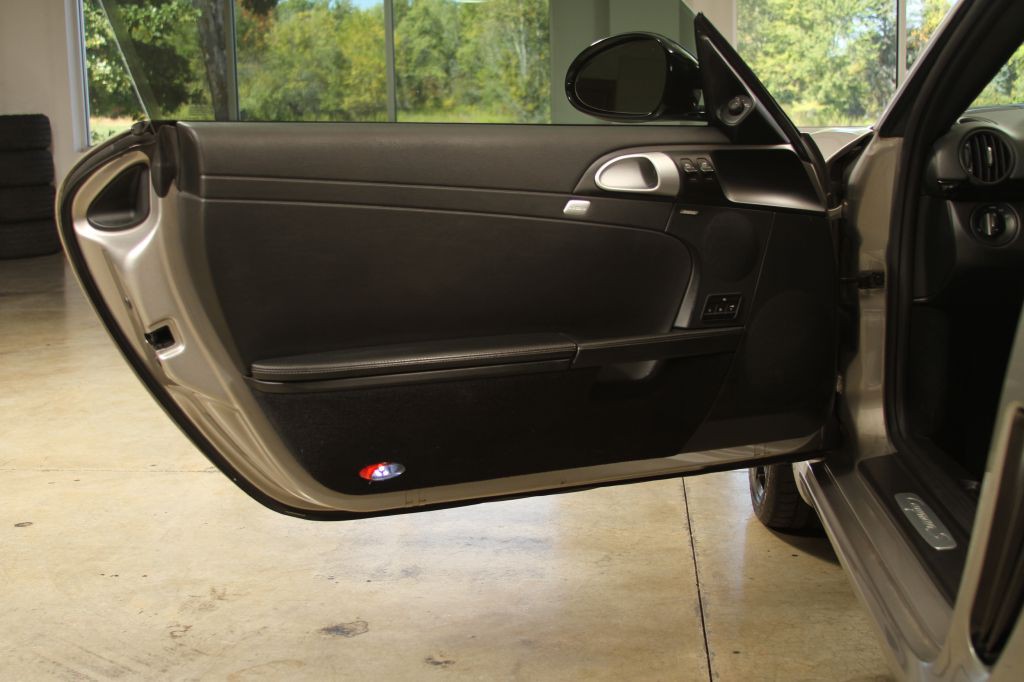 2012 Porsche Cayman Image 27