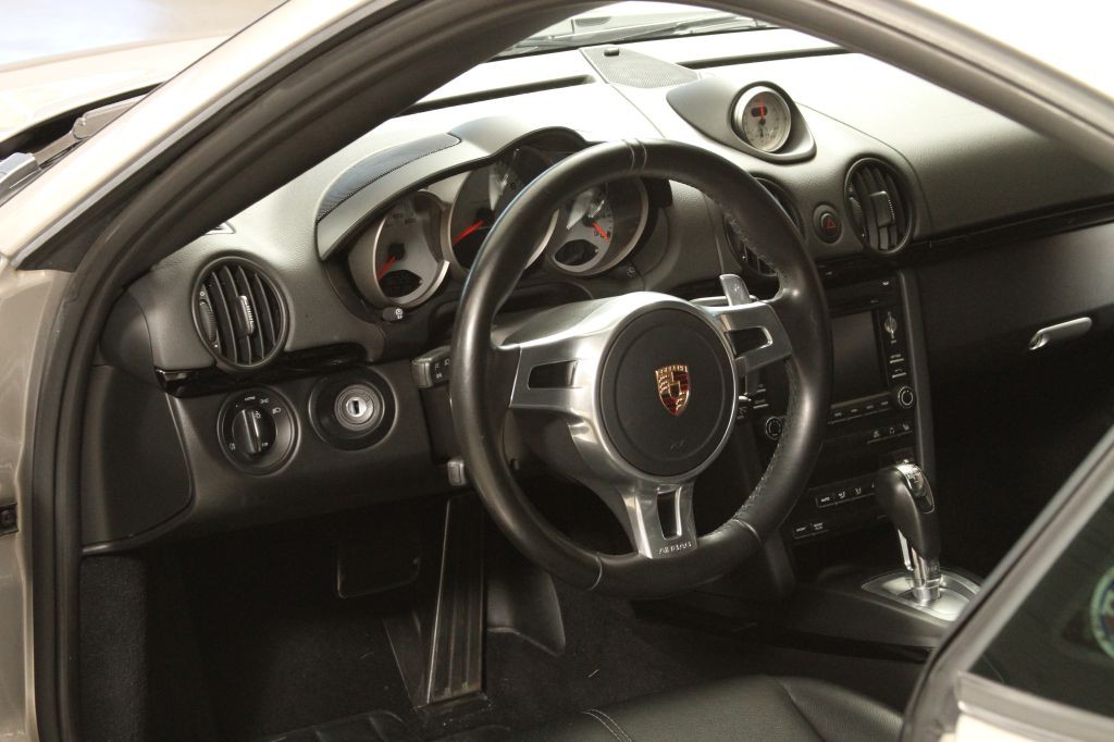 2012 Porsche Cayman Image 32