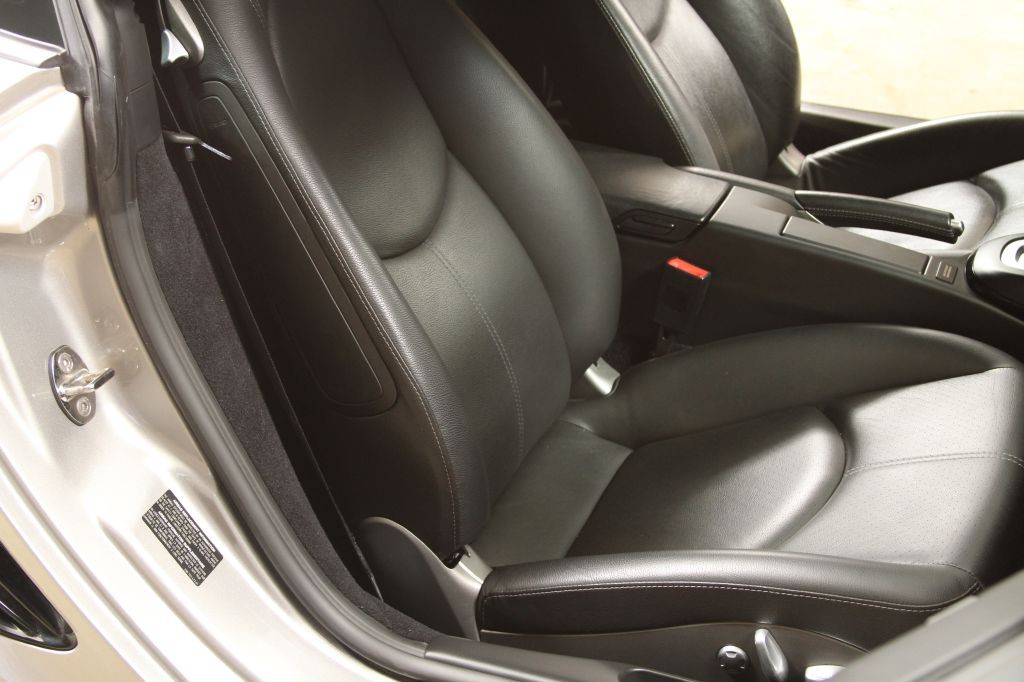 2012 Porsche Cayman Image 37