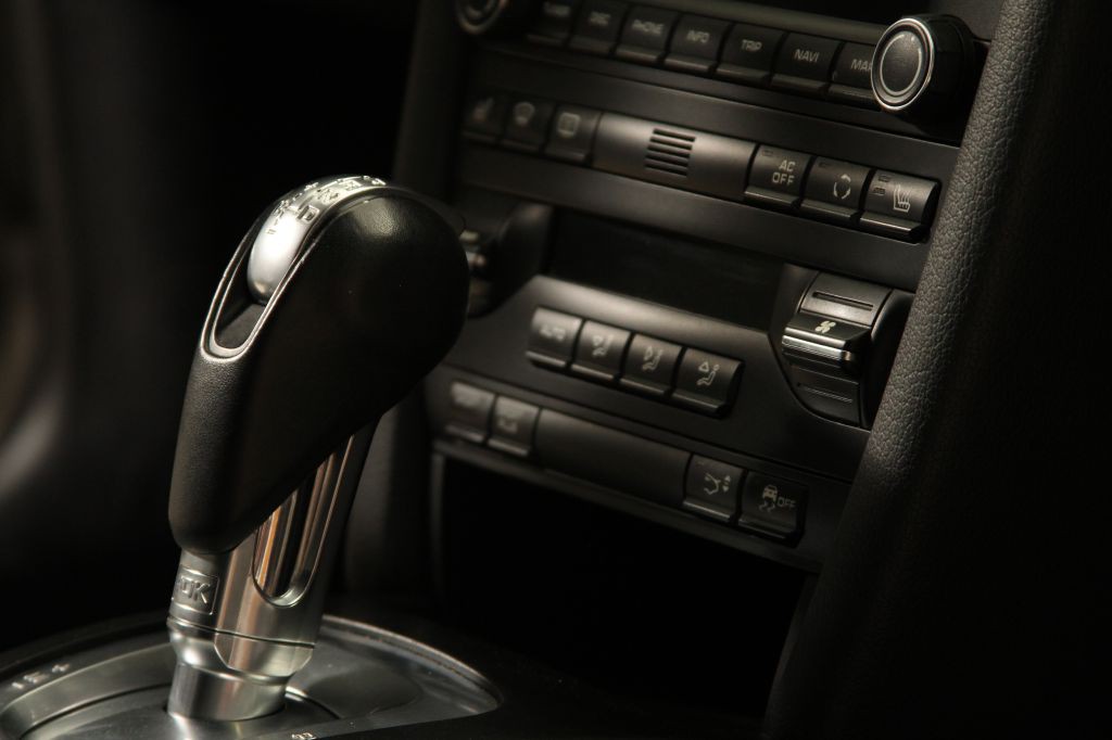 2012 Porsche Cayman Image 39