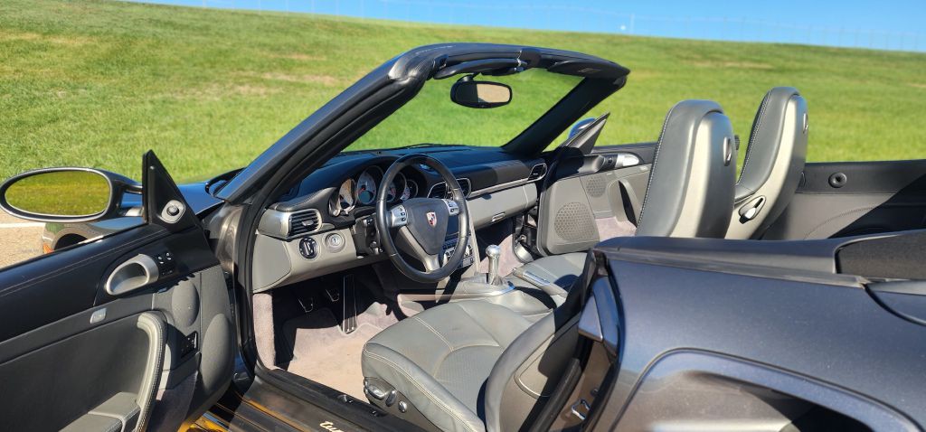 2008 Porsche 911 Image 2