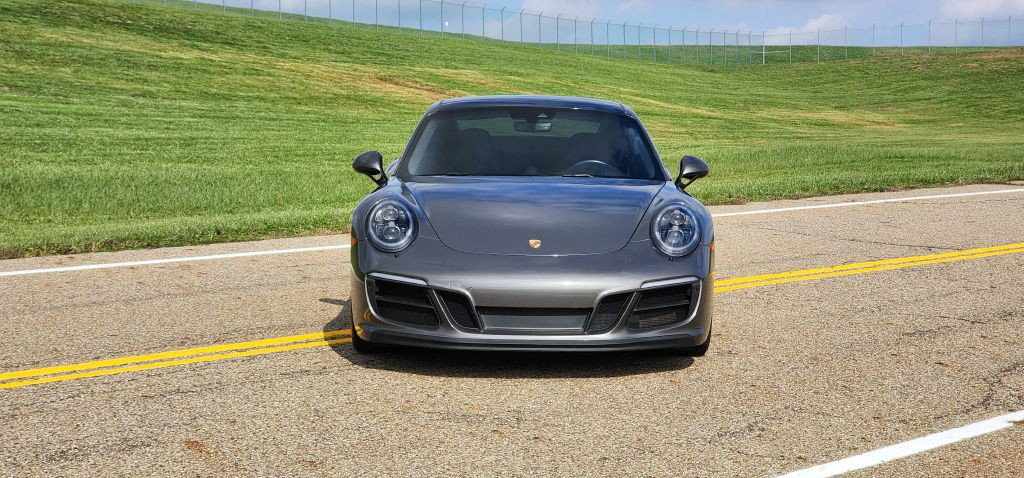 2018 Porsche 911 Image 4