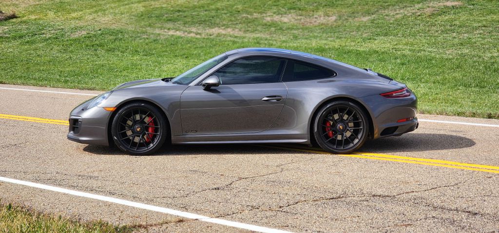 2018 Porsche 911 Image 6