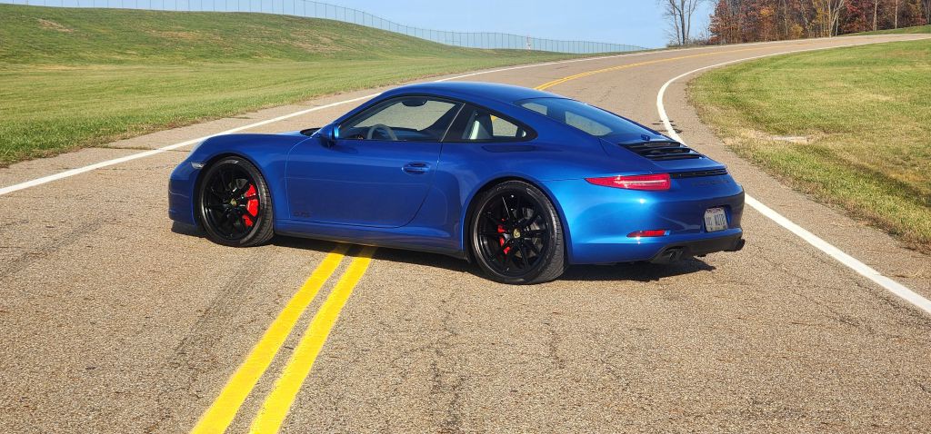 2016 Porsche 911 Image 14