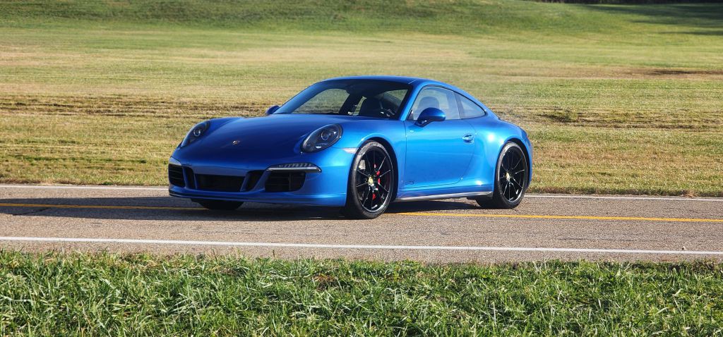 2016 Porsche 911 Image 16