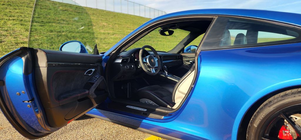 2016 Porsche 911 Image 22