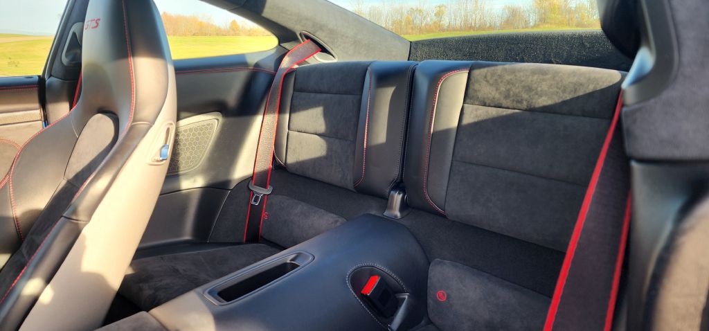 2016 Porsche 911 Image 28