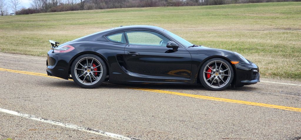 2015 Porsche Cayman Image 10