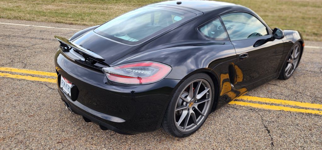 2015 Porsche Cayman Image 22