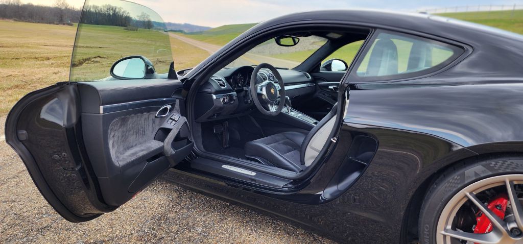 2015 Porsche Cayman Image 27