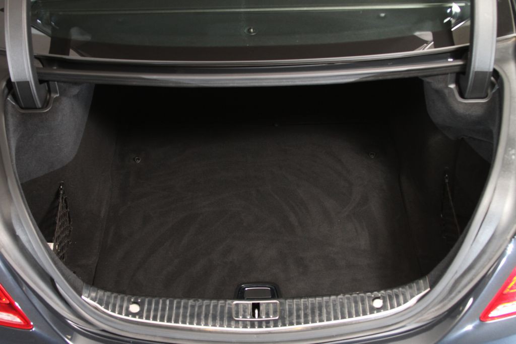 2014 Mercedes-Benz S-Class Image 31