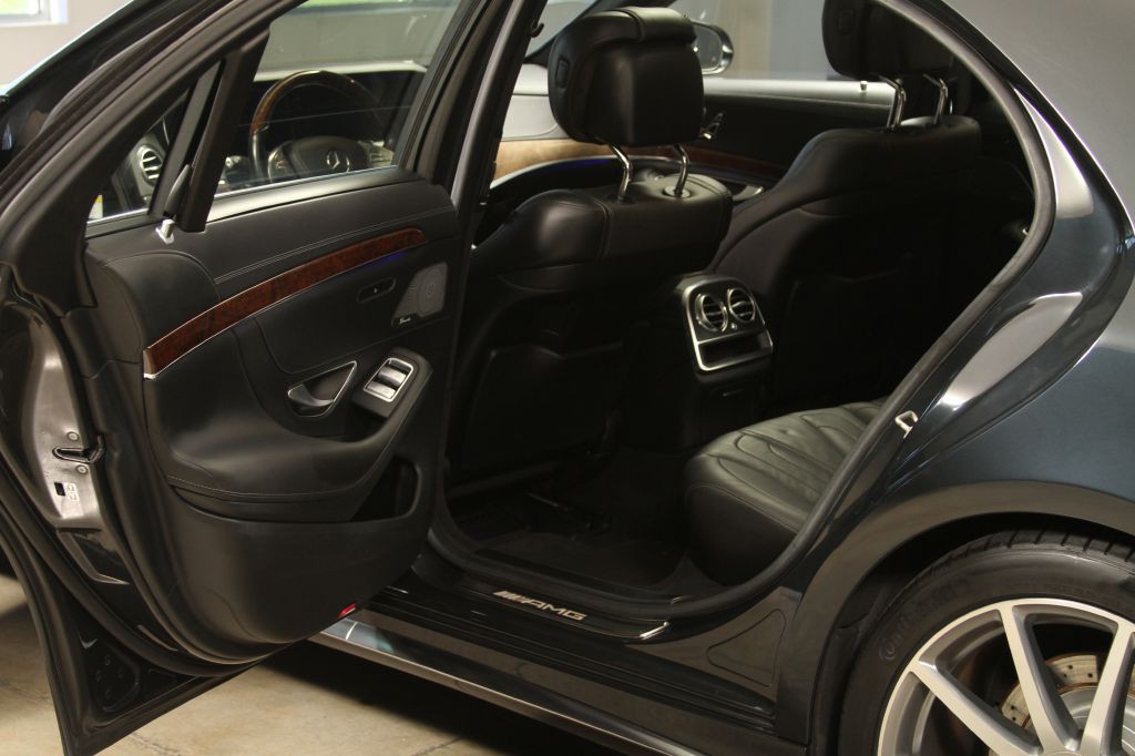 2014 Mercedes-Benz S-Class Image 33