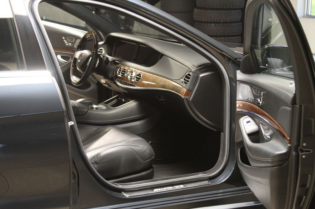 2014 Mercedes-Benz S-Class Image 36