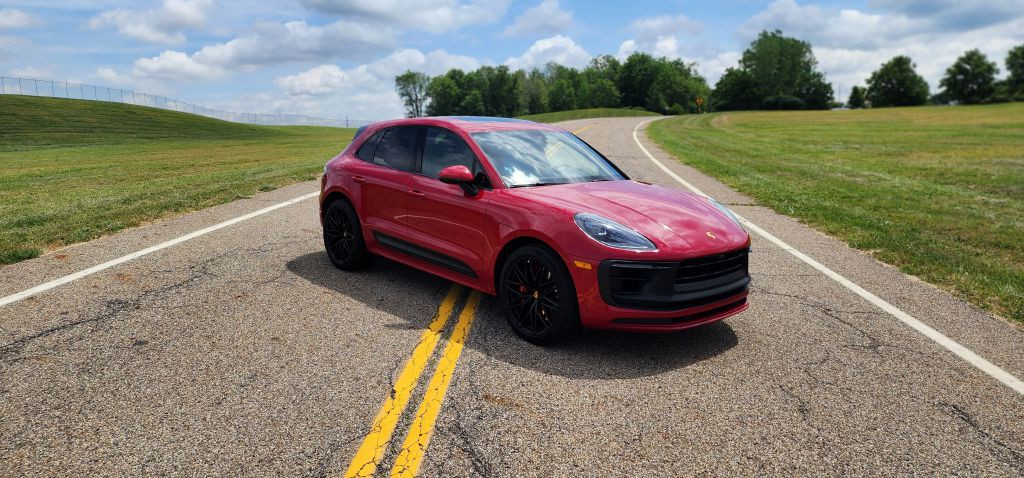 2022 Porsche Macan Image 4