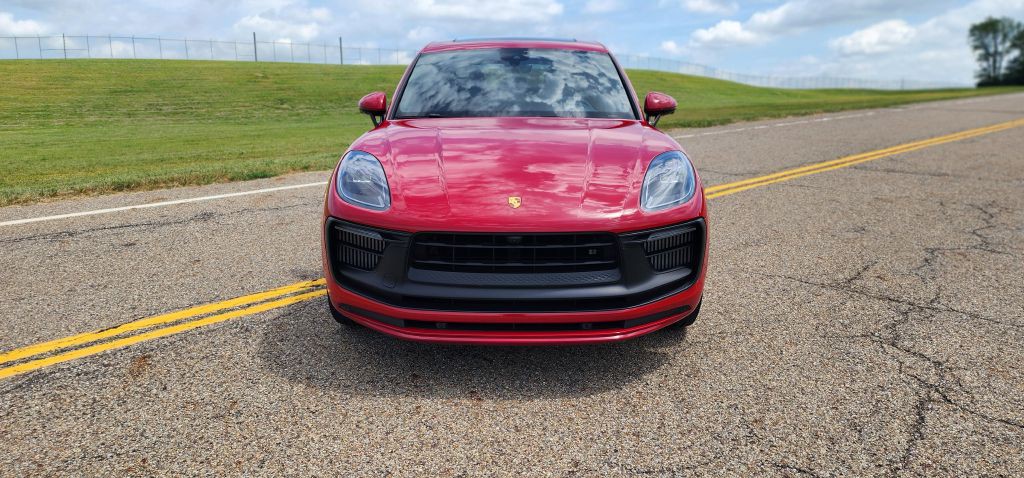 2022 Porsche Macan Image 5