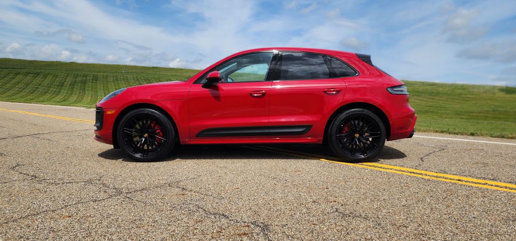 2022 Porsche Macan Image 7