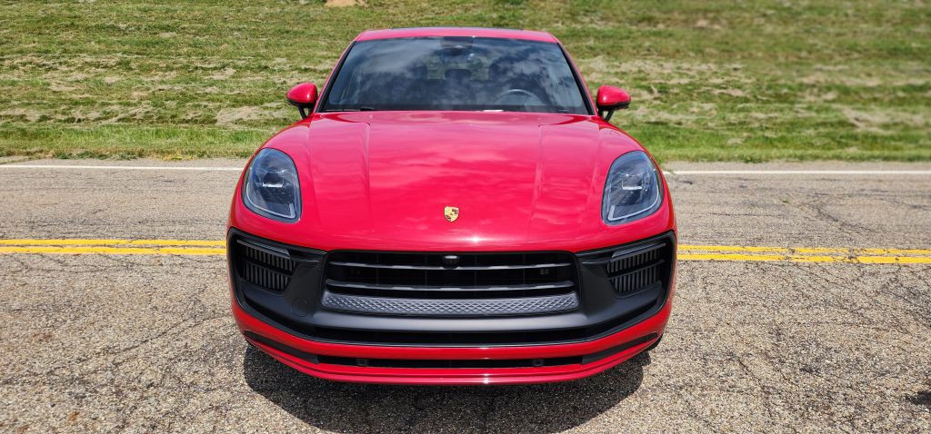 2022 Porsche Macan Image 27