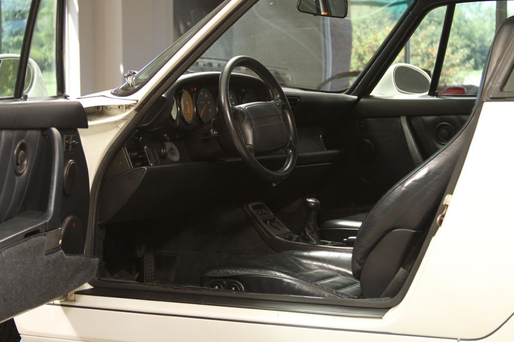 1990 Porsche 911 Image 2