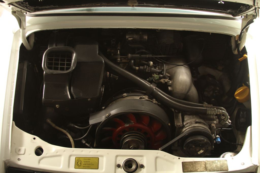 1990 Porsche 911 Image 32