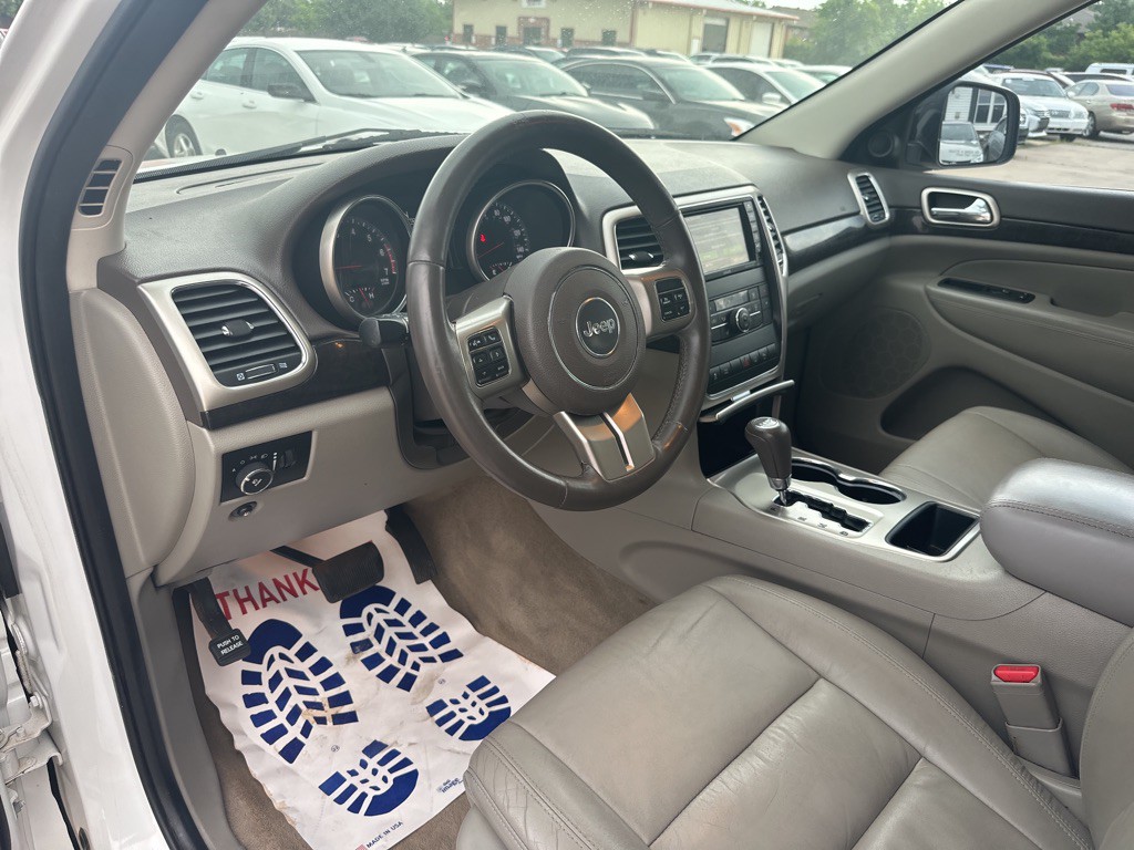 2013 Jeep Grand Cherokee Image 10