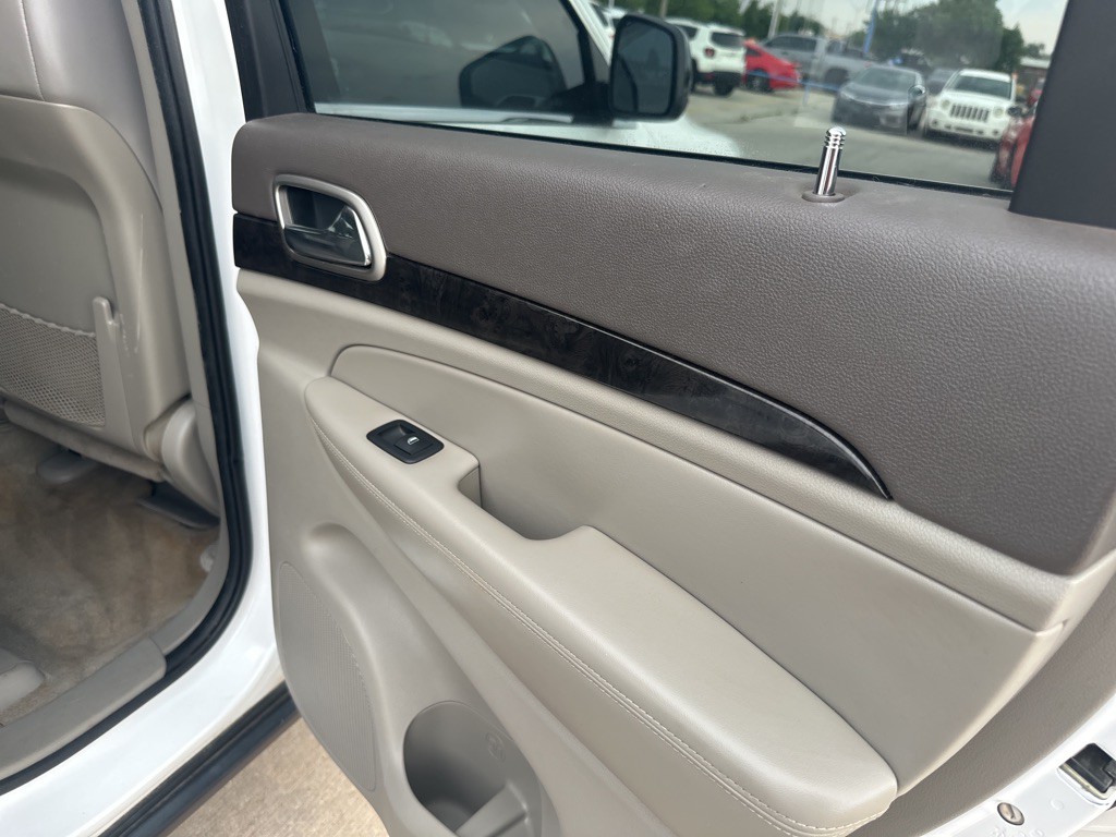 2013 Jeep Grand Cherokee Image 21
