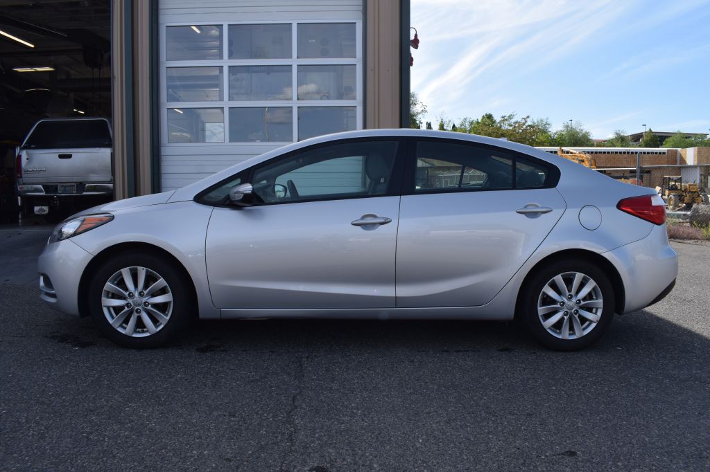 2014 Kia Forte Image 2
