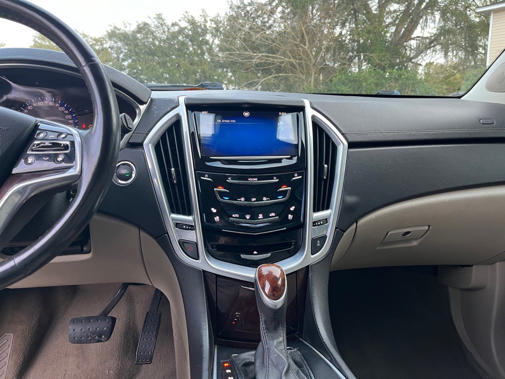 2013 Cadillac SRX Image 11