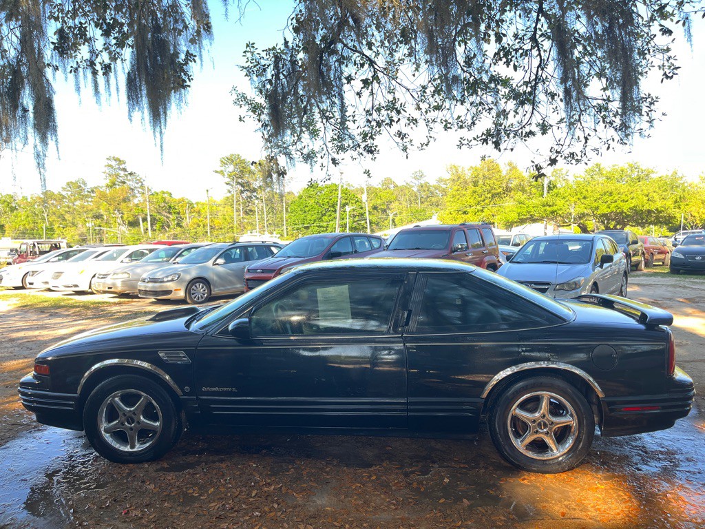 1993 Oldsmobile Cutlass Supreme Image 4