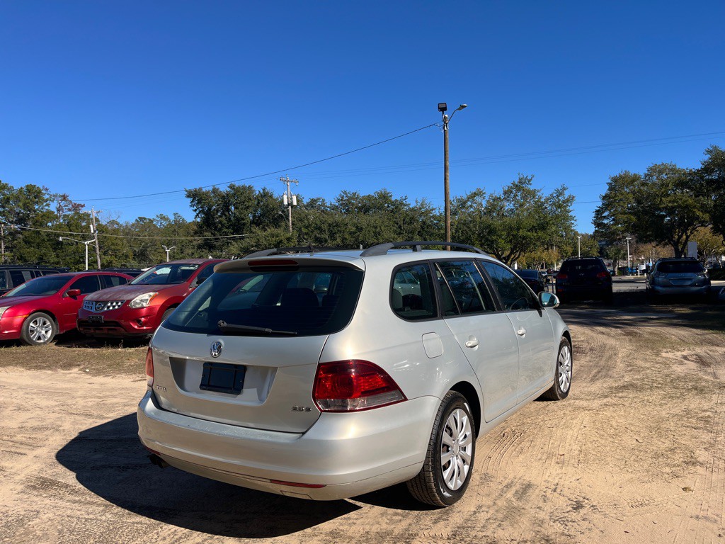 2011 Volkswagen Jetta Image 7