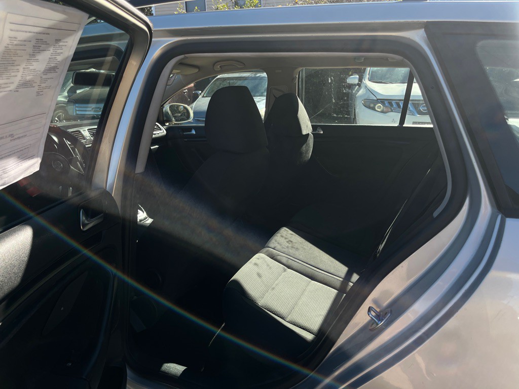 2011 Volkswagen Jetta Image 10