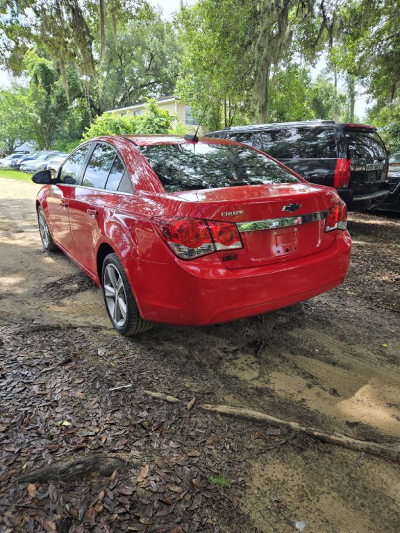 2016 Chevrolet Cruze Image 2